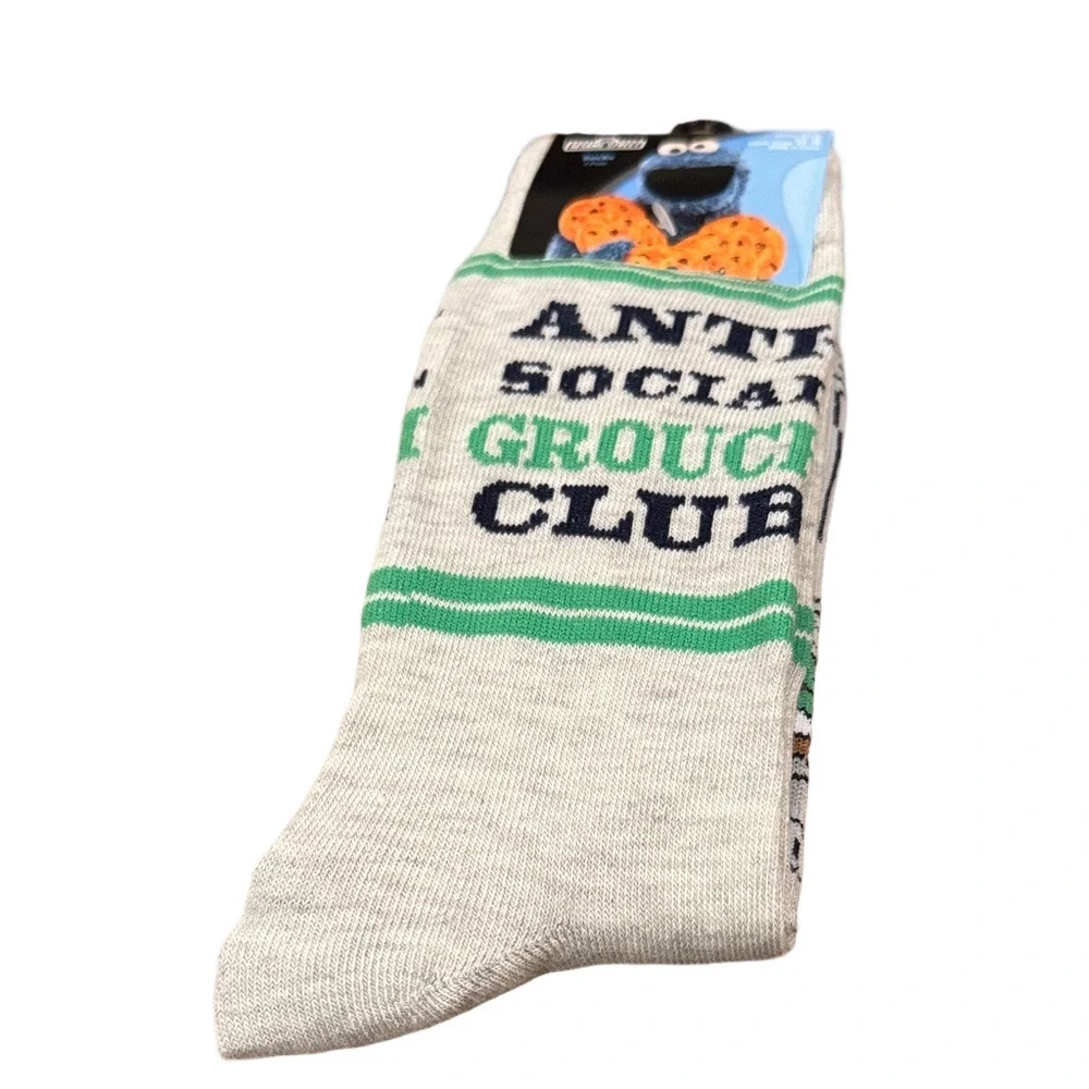 Oscar the Grouch Anti-Social Grouch Club Sesame Street Socks NWT